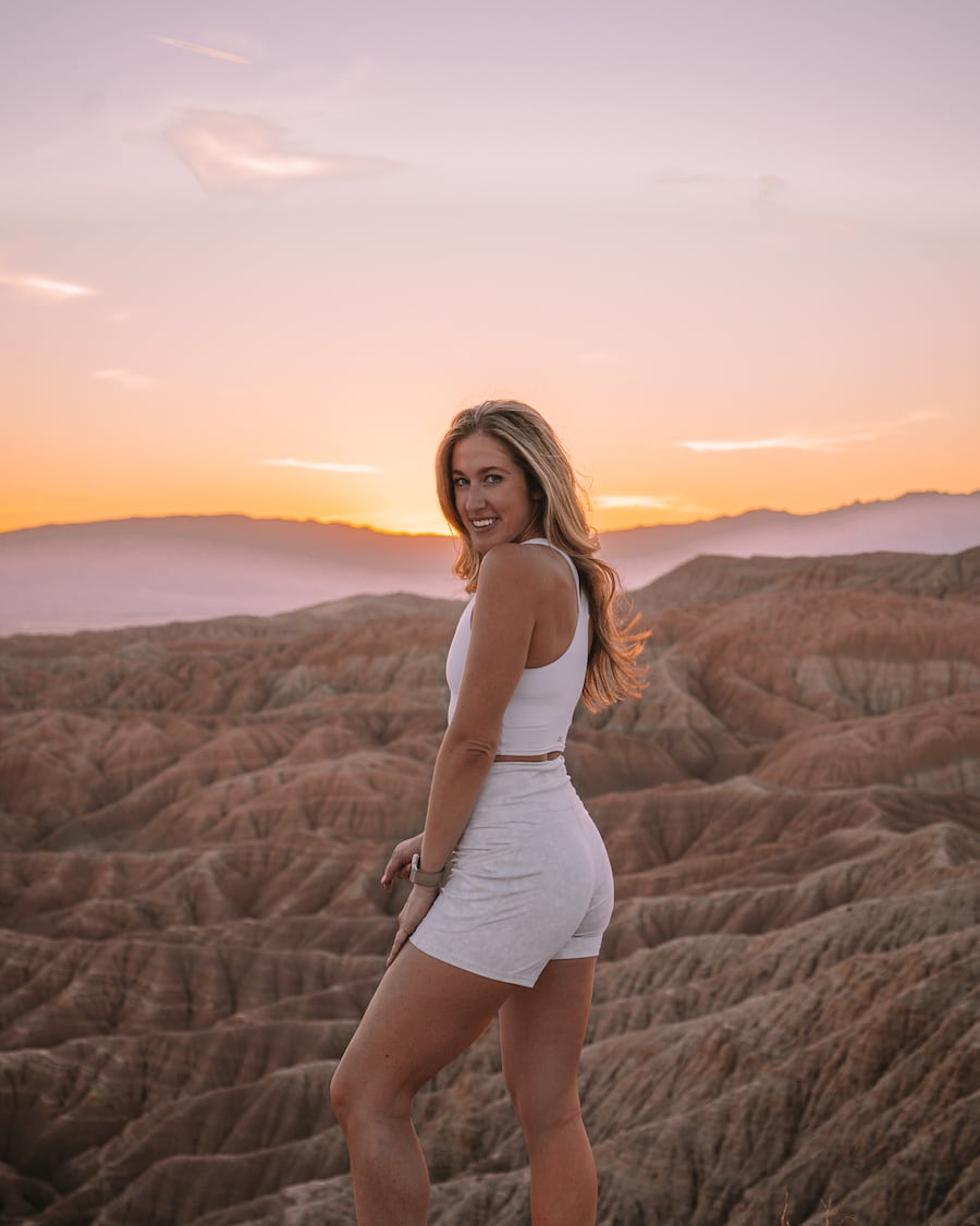 Michelle Halpern al atardecer en Anza Borrego