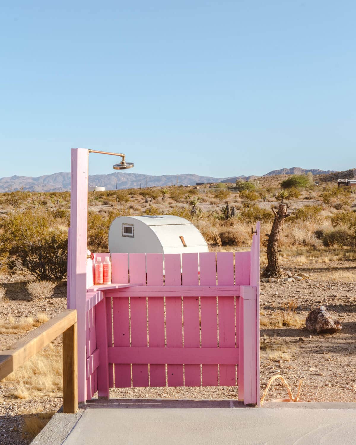Una estancia remota y acogedora en El Rancho Joshua Tree