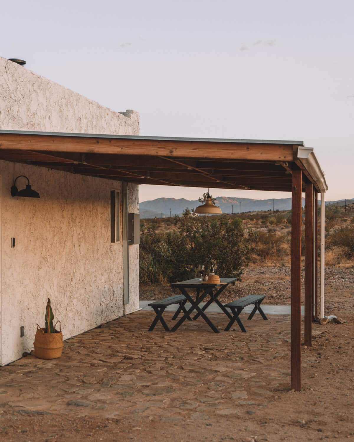 Una estancia remota y acogedora en El Rancho Joshua Tree