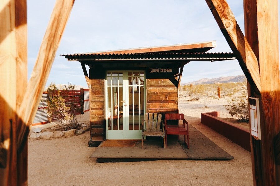 Pequeña cabaña en Joshua Tree, California