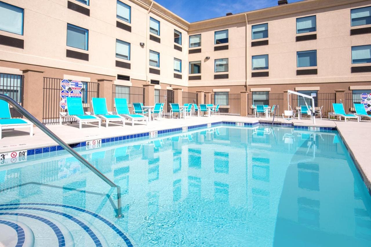 Piscina Holiday Inn Express Pahrump