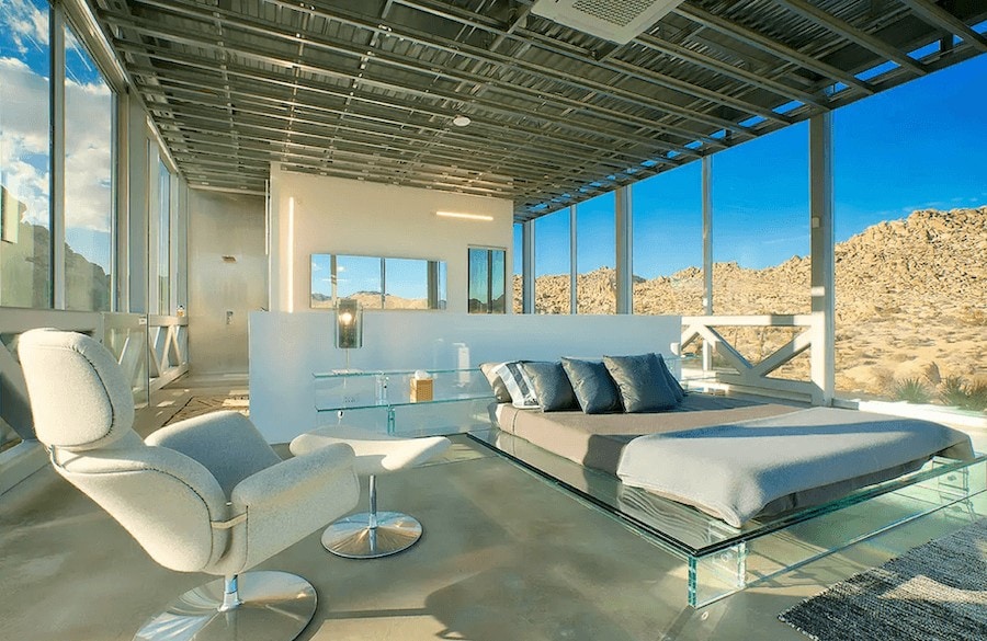 Lugares únicos para alojarse en California - Interior de la Casa Invisible