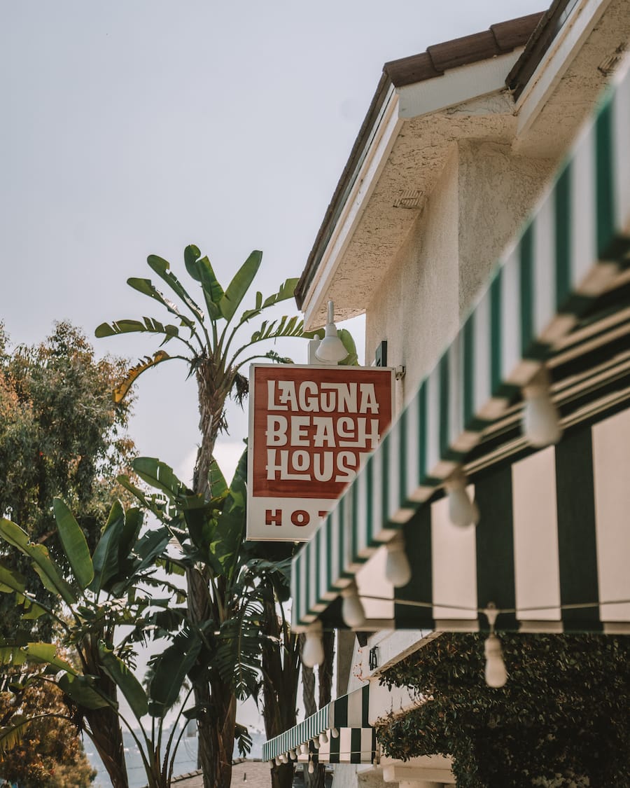 Firmar en Laguna Beach House