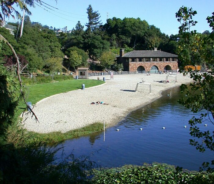 Área Recreativa Regional Temescal por Lagringa vía Wikipedia cc