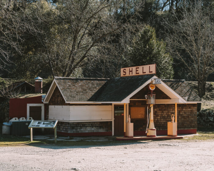 Histórica gasolinera Shell en South Yuba River State Park: las mejores cosas para hacer en la ciudad de Nevada