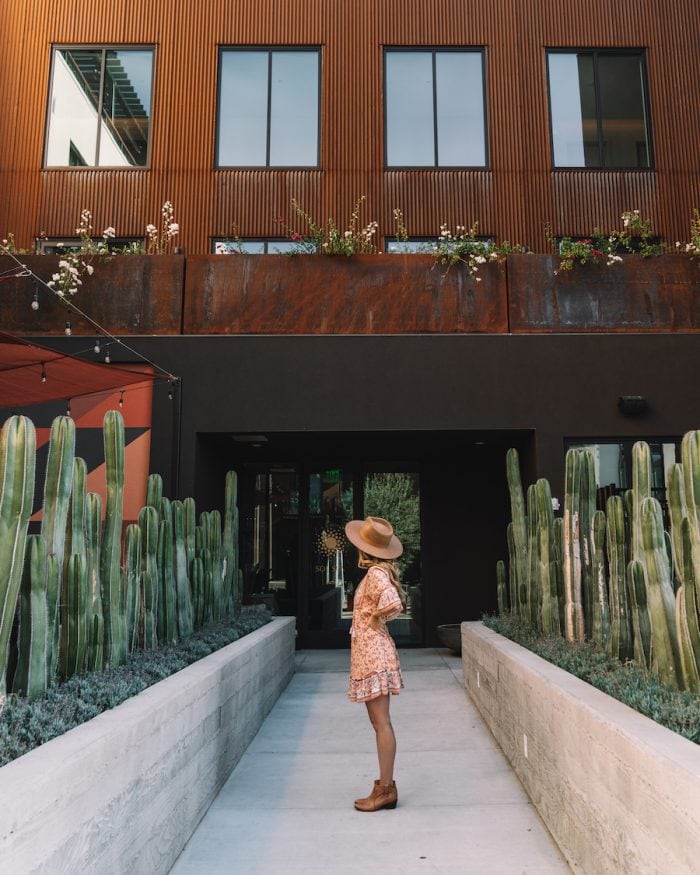 Entrada al spa del Hotel SLO