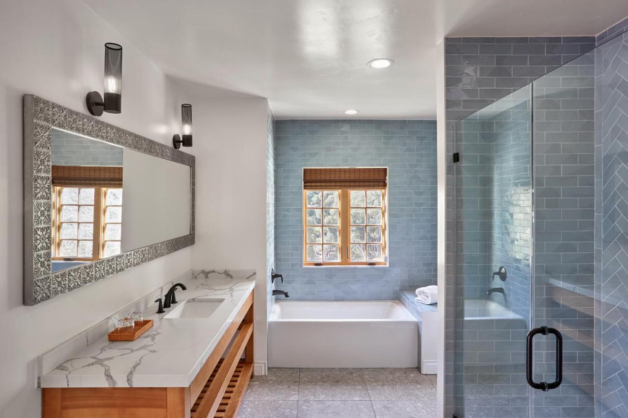 Baño de Zane Grey